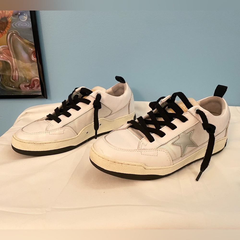 Golden goose yeah women’s size 9
